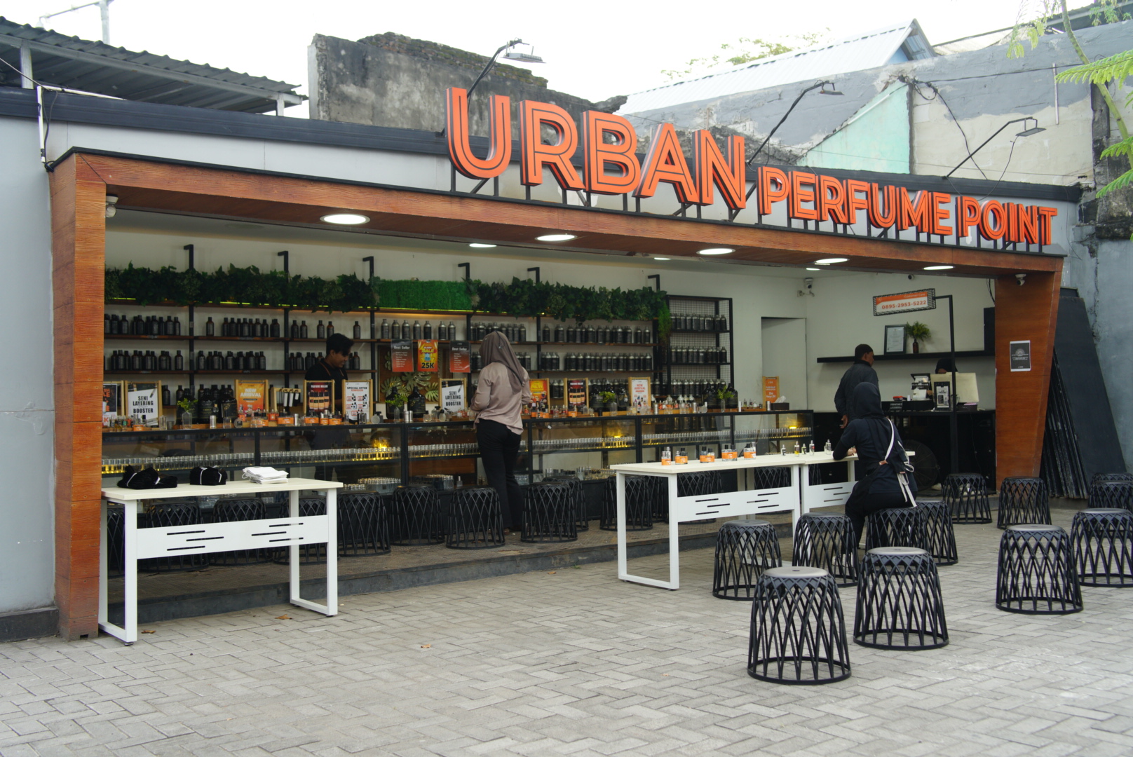 Urban Perfume Point Taman Siswa