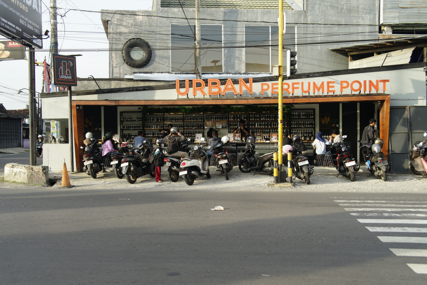 Urban Perfume Point Jalan Wonosari
